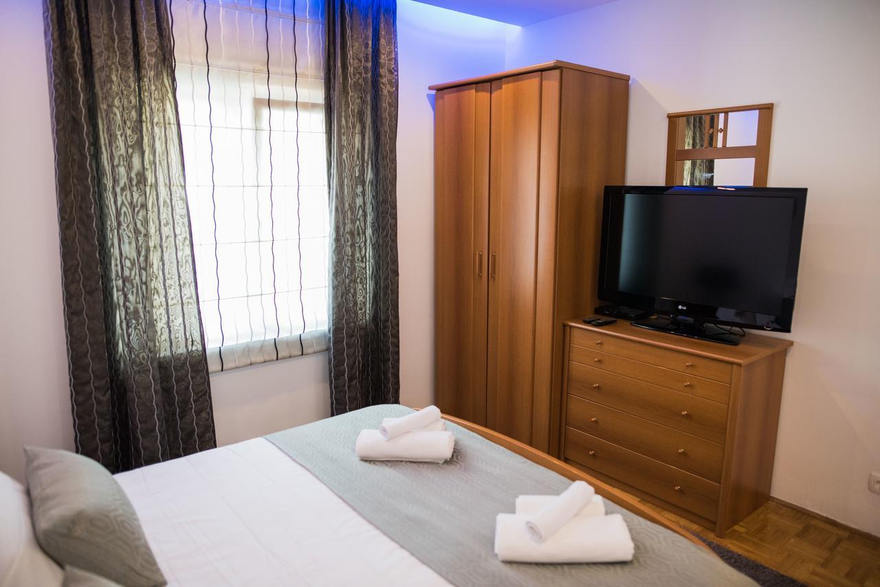 Lct Blue Lions Apartments Подстрана Екстериор снимка