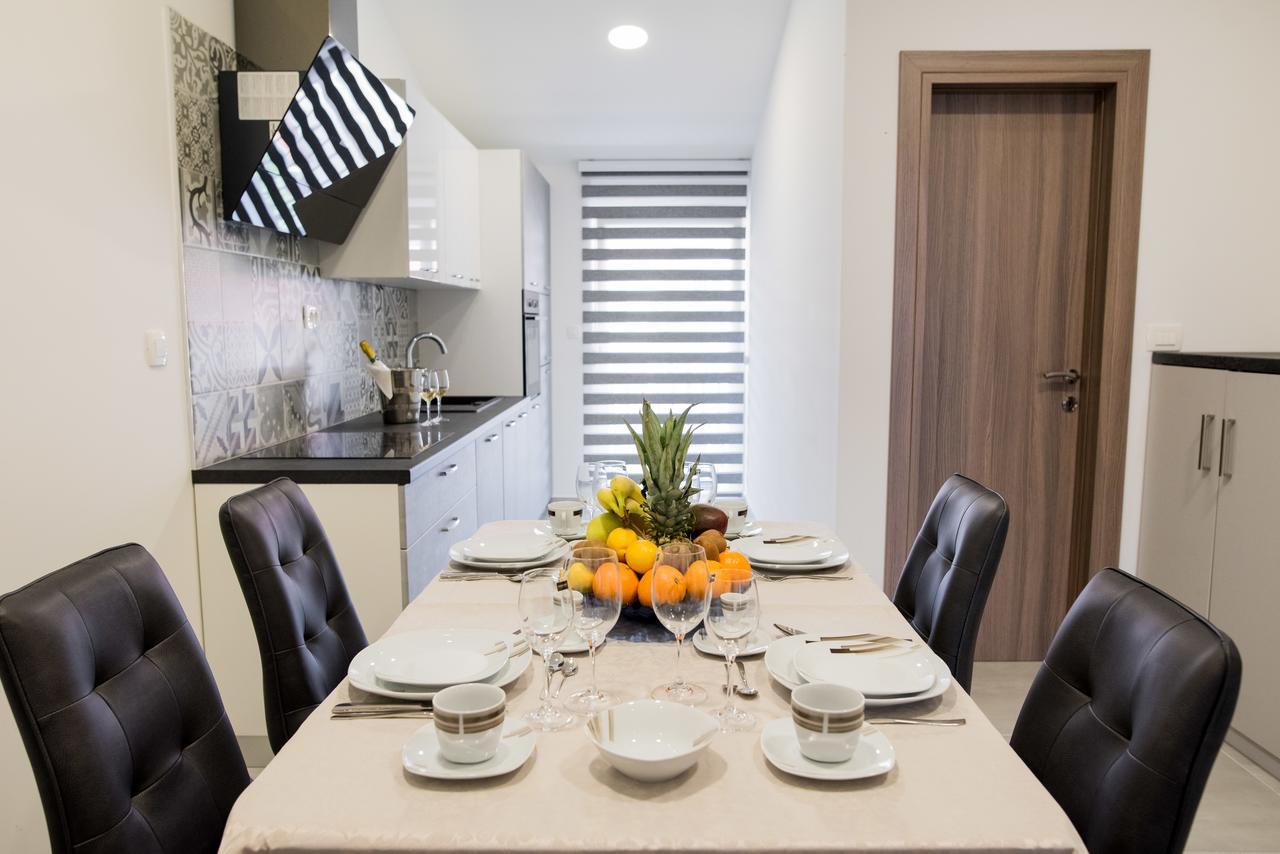 Lct Blue Lions Apartments Подстрана Екстериор снимка