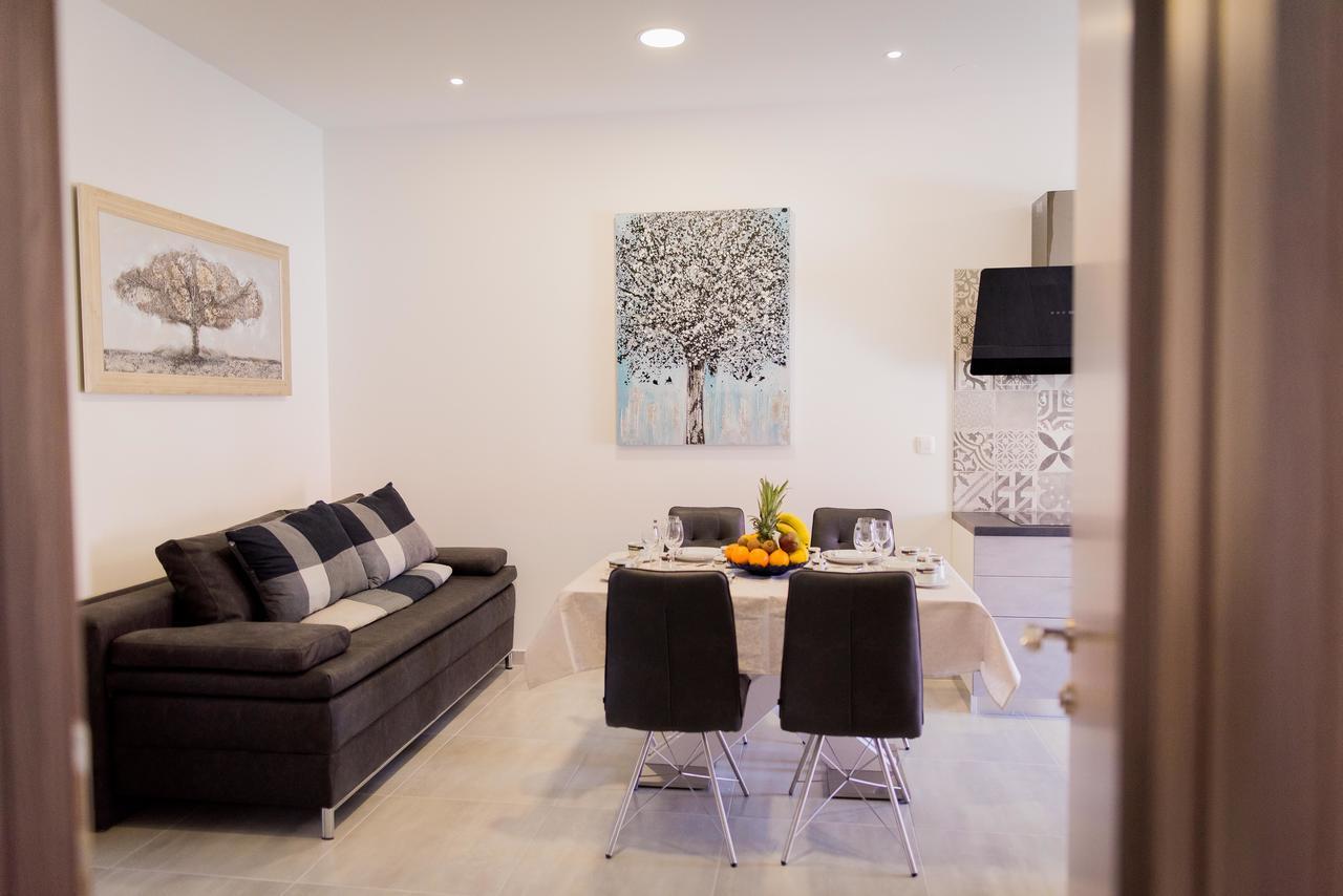 Lct Blue Lions Apartments Подстрана Екстериор снимка