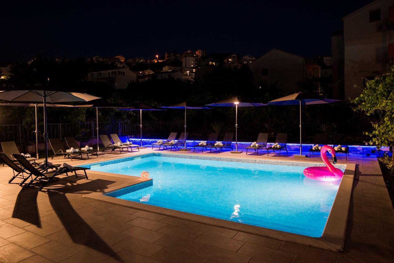 Lct Blue Lions Apartments Подстрана Екстериор снимка
